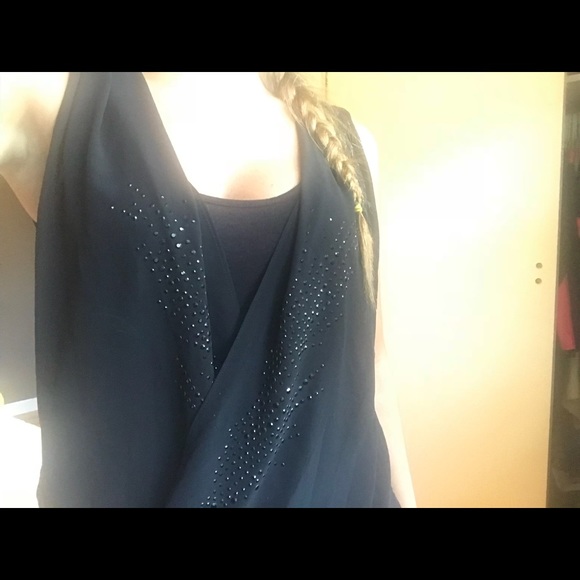 Black tank top - Picture 1 of 4